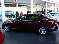 新款奔驰C260降价 惠民价抢购优惠6.5万