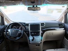 全新MPV或明年上市 江淮瑞风M6车展实拍