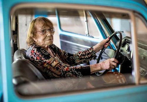 60周岁以上老司机需要每年提交体检证明