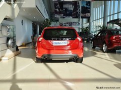 淄博沃尔沃V60现车销售 最高优惠0.7万
