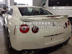 2014款日产GTR中规版白黑  现车售145万