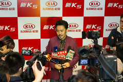 吴秀波起亚续写前缘中国大叔代言新K5