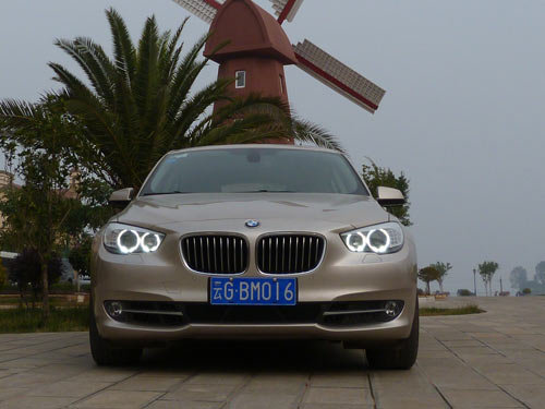 时尚的运动之王 BMW5系GT实拍体验