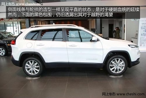 Jeep自由光静态实拍 颠覆传统 挑战创新