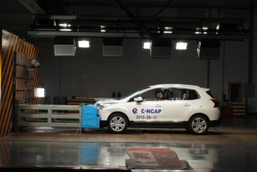 标致3008获新版C-NCAP安全碰撞五星