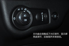 后9速自动变速器时代 车市拍吉普自由光