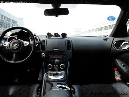 新款日产尼桑370Z  现车将折扣进行到底