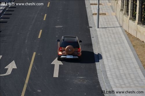 大空间还越野 纯正硬派SUV