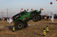 华菱联合汽车中国盘锦极致冰雪挑战赛