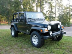 吉普牧马人3.0让你真男人梦想更近一步