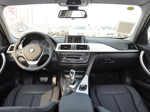 昆明BMW 3系旅行轿车全系享幅度3%优惠