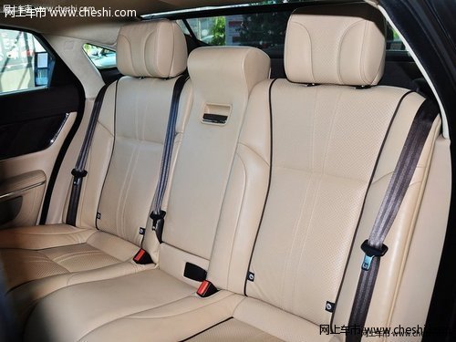 2014款捷豹XJ现车  超低优惠价回馈顾客