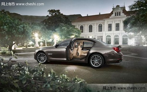 新BMW 7系令每一次驾驶都成为一种享受