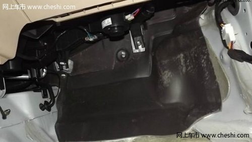 奇瑞E5全车加装隔音棉止震 详细过程【图】