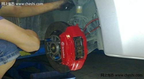 奇瑞a5改brembo四活塞刹车详细过程【图】