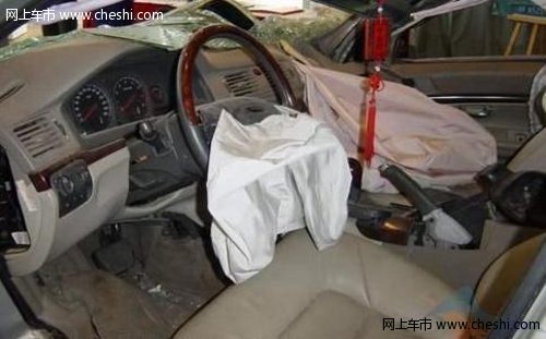 京石高速沃尔沃S80发生惨重车祸！【图】