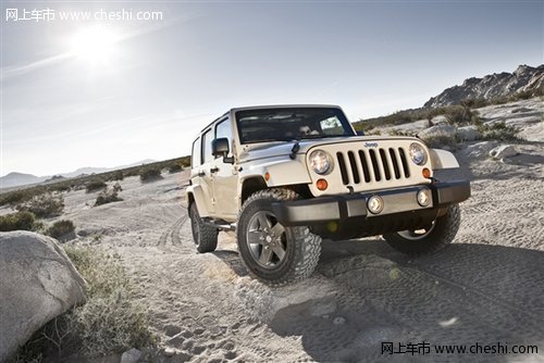 Jeep推2011款牧马人Mojave特别版车型
