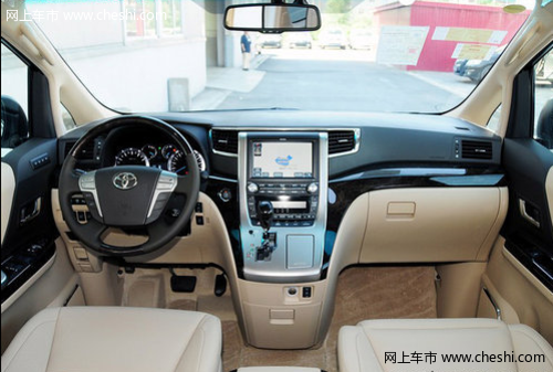 安全可靠 丰田埃尔法MPV商务车超大空间舒适打造