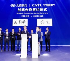 北京车展：北京现代与宁德时代签署战略合作协议，进军智电时代