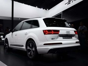 2016款奥迪Q7特惠  2.0TQ7品味独特越野-图4