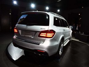 2017款奔驰GLS500  自驾神器预定更实惠-图6