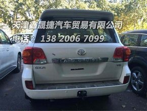 新款豐田酷路澤4600 V8搶占大越野不加價-圖3