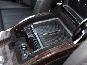 路虎攬勝行政備戰(zhàn)新春 購車享超值大紅包-圖8