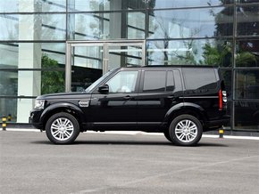 2016款路虎發(fā)現(xiàn)四  高性能現(xiàn)車鉅惠革新-圖4