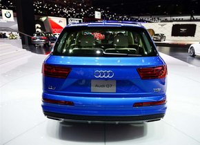 2016款奥迪Q7高品质  简洁大方表现不俗-图4