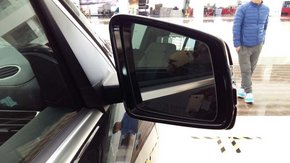 进口GL现车团购决杀自贸 奔驰GL450价格-图3