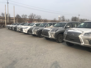 18款雷克萨斯LX570 中东铂金版踏青专惠-图3