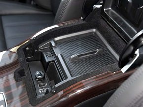 路虎揽胜行政版现车99万 公路强者唯揽胜-图7