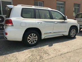 豐田酷路澤4000 硬派越野車(chē)陸巡縱橫馳騁-圖4