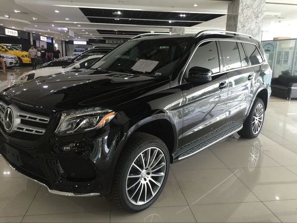 奔馳GLS450現(xiàn)車行情 平價購車109萬秒殺-圖1