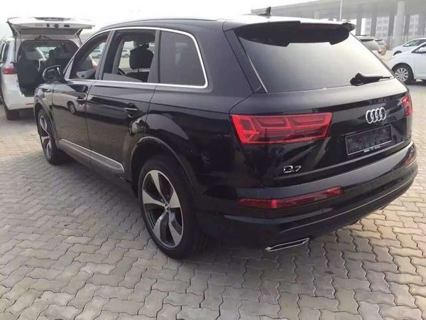 美规奥迪Q7新车不到50万超低价让你尖叫-图2