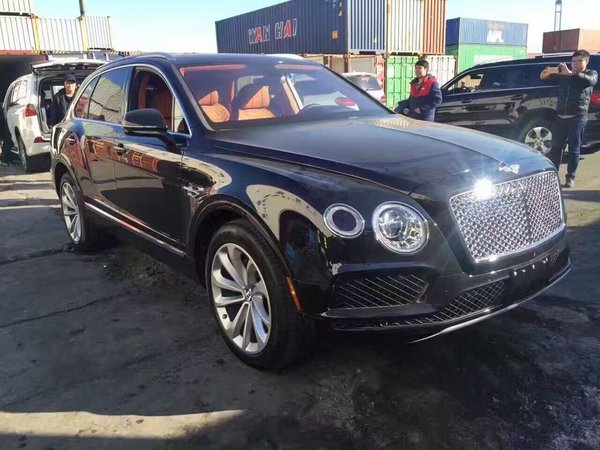 17款欧规宾利添越6.0T 土豪座驾空前降价-图2