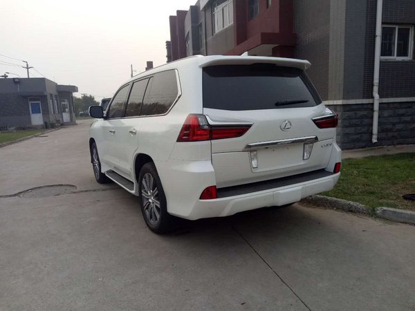 18加版雷克萨斯LX570 LED雾灯155万无利-图4