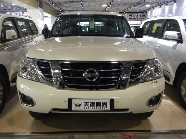 17款日產(chǎn)途樂Y62 顏色齊全54萬起可選配-圖2