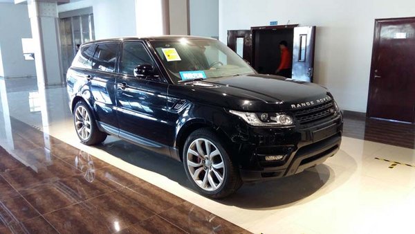进口路虎揽胜运动版75万起 16款揽运热销-图2
