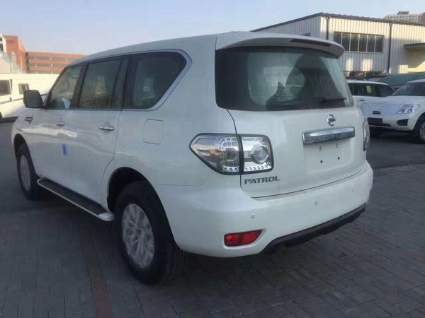 17款尼桑4.0中東版XE版 現(xiàn)車51萬7速途樂-圖8