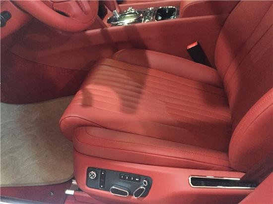 2017款宾利飞驰4.0TV8 最便宜价格235万-图9