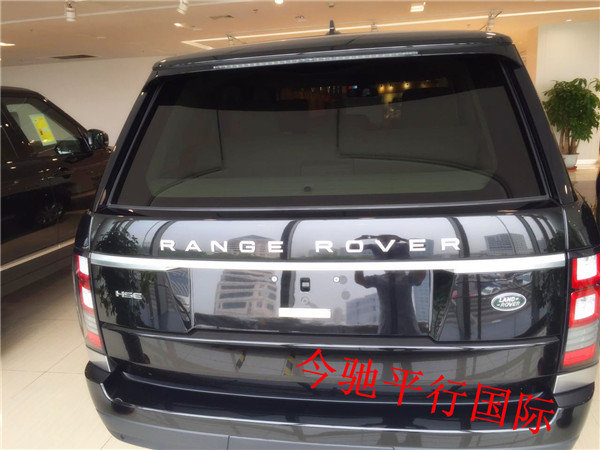 路虎揽胜行政3.0现车 暴雨街头畅快行进-图3