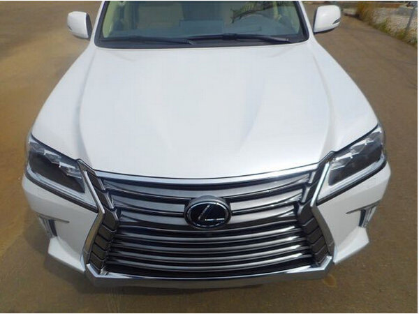 17款雷克萨斯LX570价格 雷克萨斯吐血价-图3