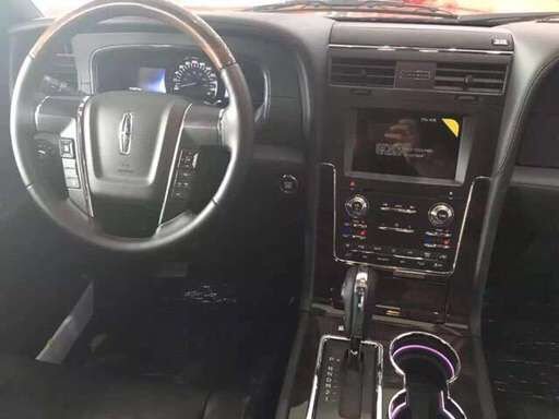 16加版林肯領(lǐng)航員現(xiàn)車 加長5.7米94萬起-圖4