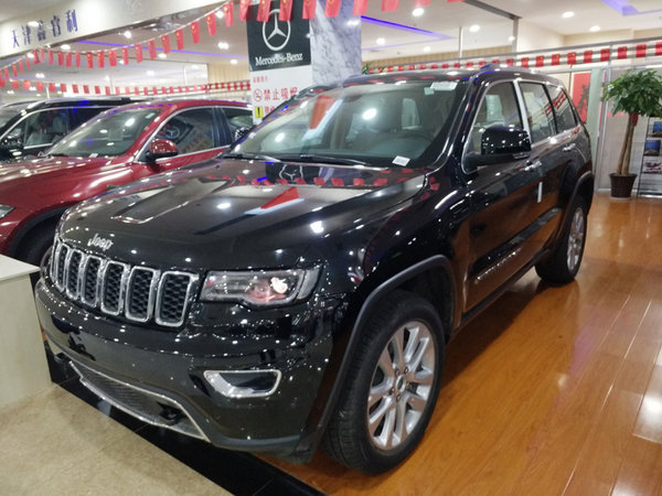 2017款JEEP大切诺基 王牌装甲越野爆底价-图2