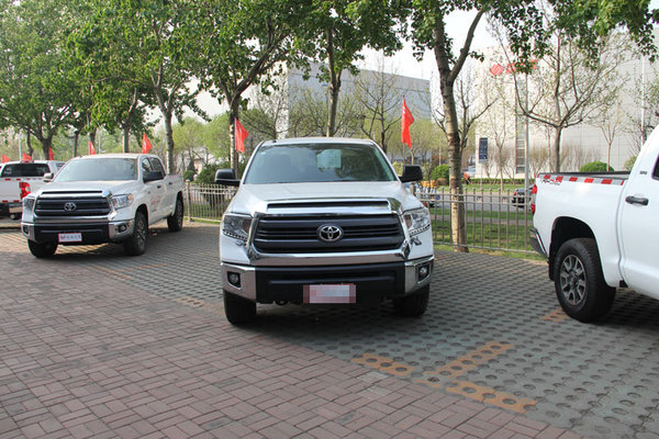 16款豐田坦途5700L現(xiàn)車 粗狂皮卡讓利惠-圖1