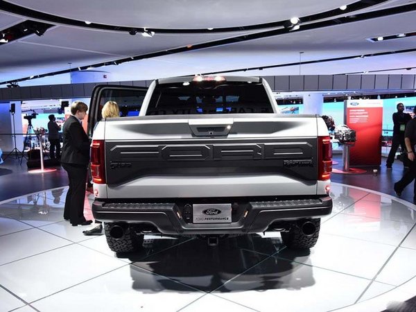 2016款福特F150XLT 天津港最新报价行情-图3