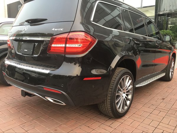 2017款加版奔馳GLS450 現(xiàn)車出售價(jià)格最優(yōu)-圖4
