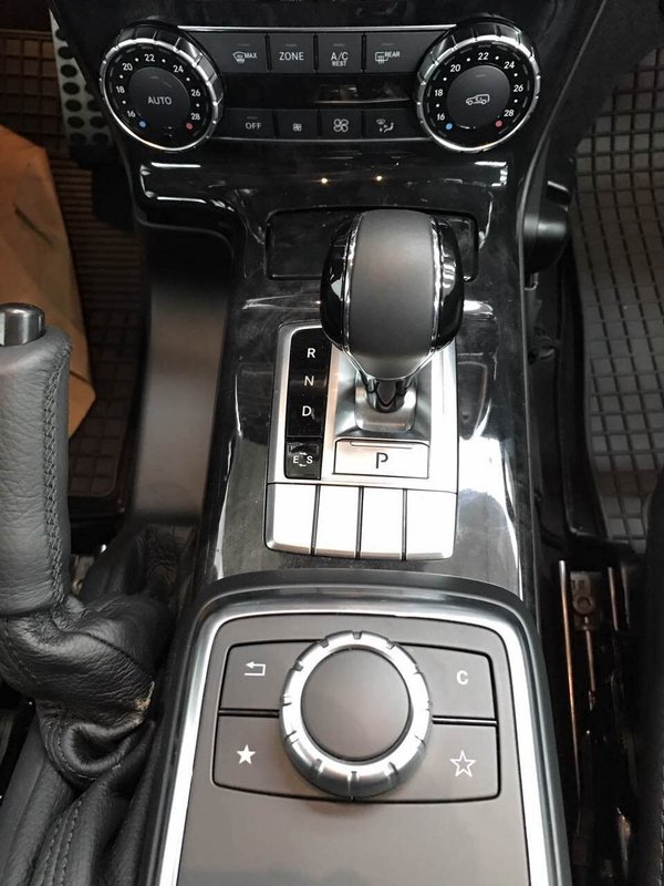 奔驰G350欧版霸气上市 高品质秒杀竞争者-图5