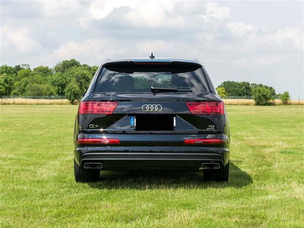 2017款奥迪Q7平行进口车 3.0T享质保服务-图3